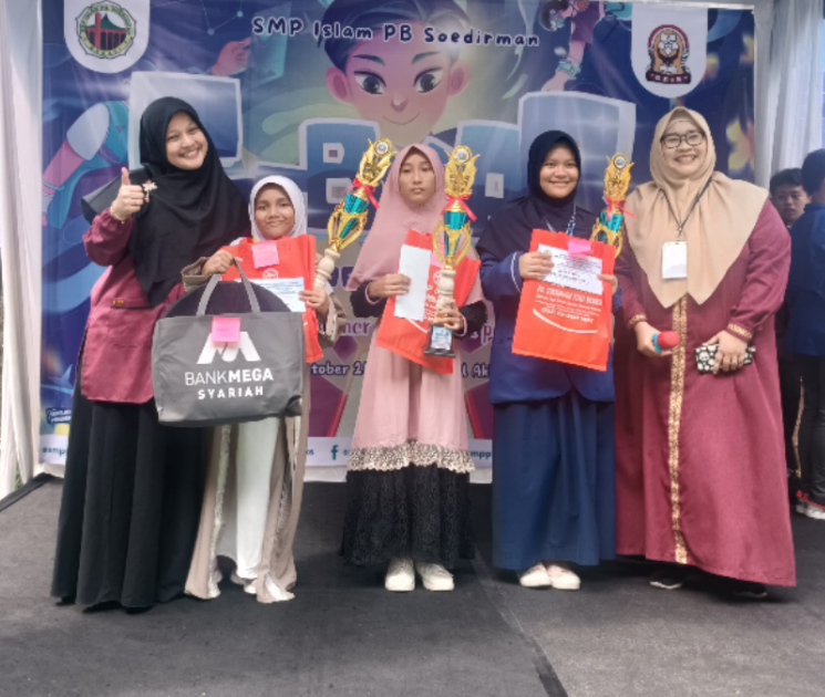 Juara 1 Tahfidz Akhwat