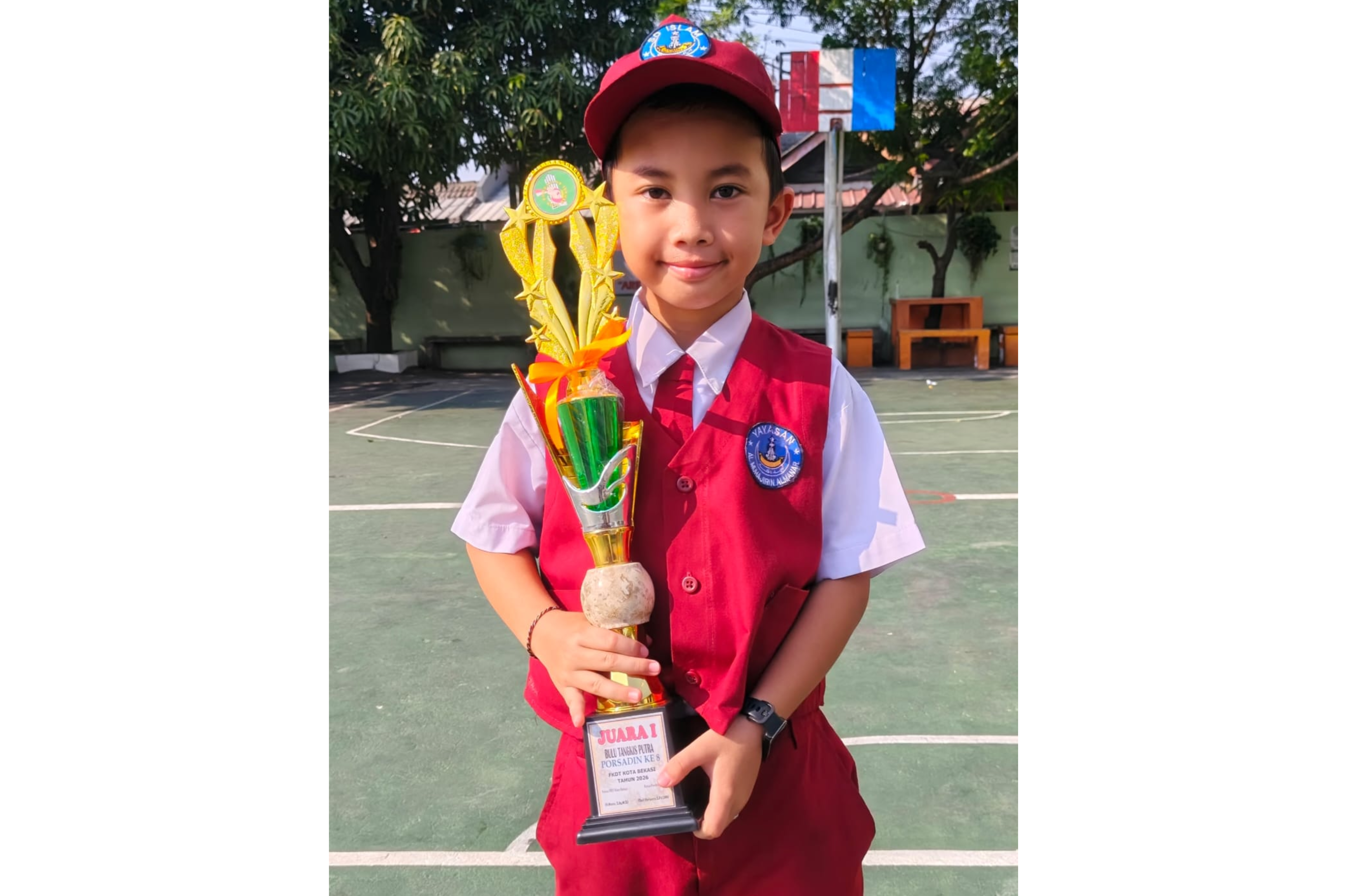 Juara 1 Bulu Tangkis Single Putra